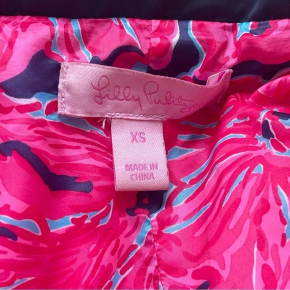 Lilly Pulitzer Isabelle Puffer Vest navy blue with gold accents size XS - Picture 12 of 14